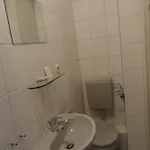 Boardinghouse فندق مبيت وإفطار